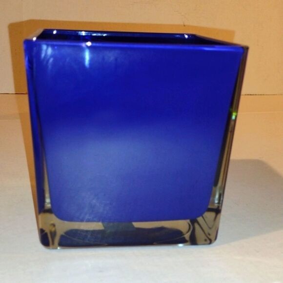 Cobalt Blue Glass Square Vase Heavy Duty Glass - Picture 5 of 6